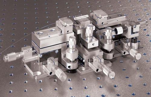 如何選擇優(yōu)質的光纖調整架